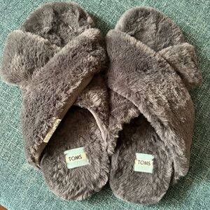 TOMS Charcoal Fuzzy Slippers
